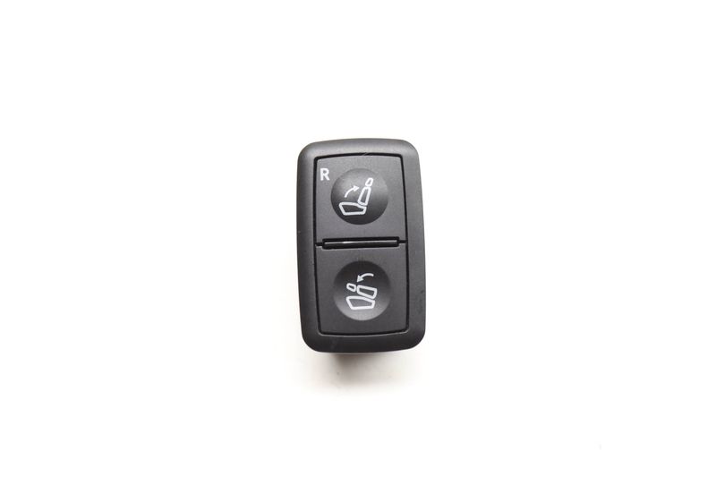 Power Seat Folding Switch / Button (3RD ROW) 1648707010 — Used (SKU 594615)