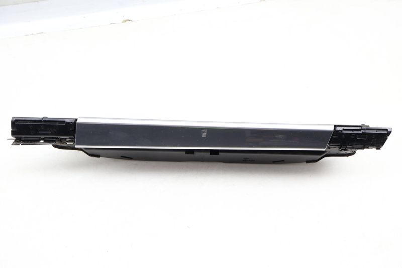 Dash Cup Holder Assembly 97055239400 — Used (SKU 642723)