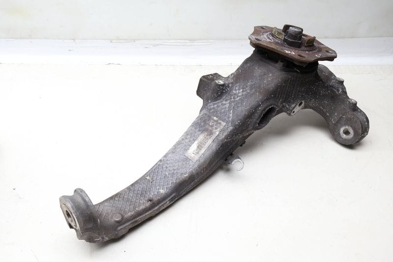 Spindle Knuckle w/ Wheel Bearing 97034115804 — Used (SKU 642936)