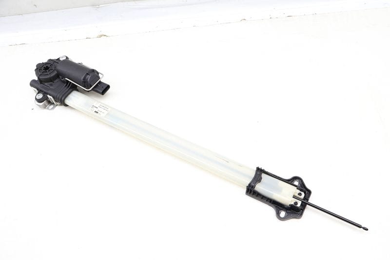 Door Window Sun Shade Motor 97053637500 — Used (SKU 642724)
