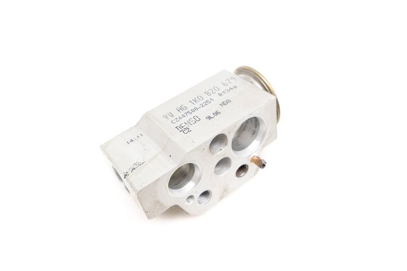 AC Expansion Valve 1K0820679 — Used (SKU 711308)