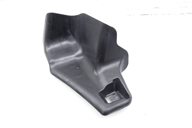 Cabin Air Intake Duct / Screen Cover 5N1815159 — Used (SKU 711547)