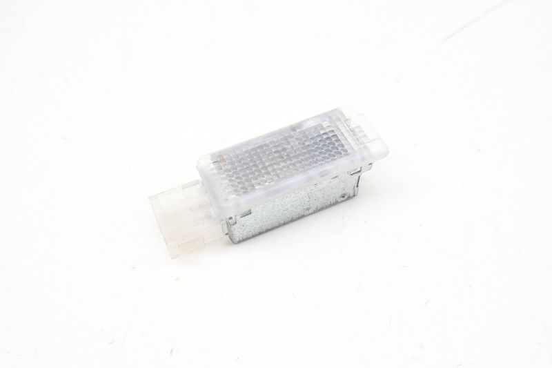 Interior Clear Light 7L0947415 — Used (SKU 711195)