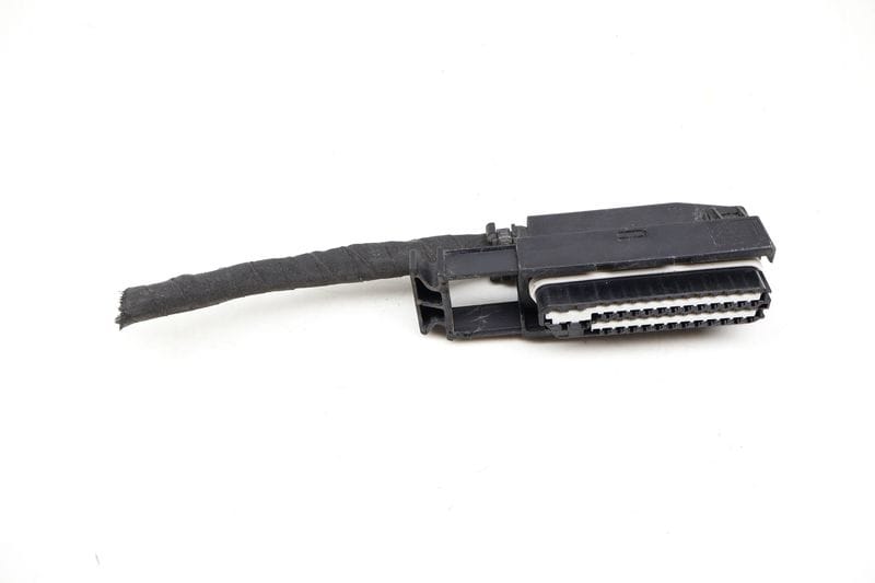 Tcu / Transmission Module Wiring Connector / Pigtail 1J0906380B — Used (SKU 711174)