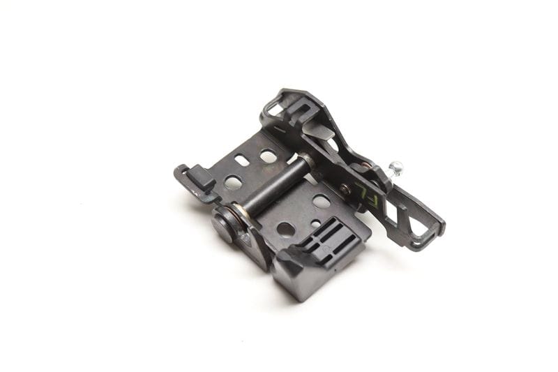 Convertible Top Latch Bracket 8F0871405 — Used (SKU 603602)
