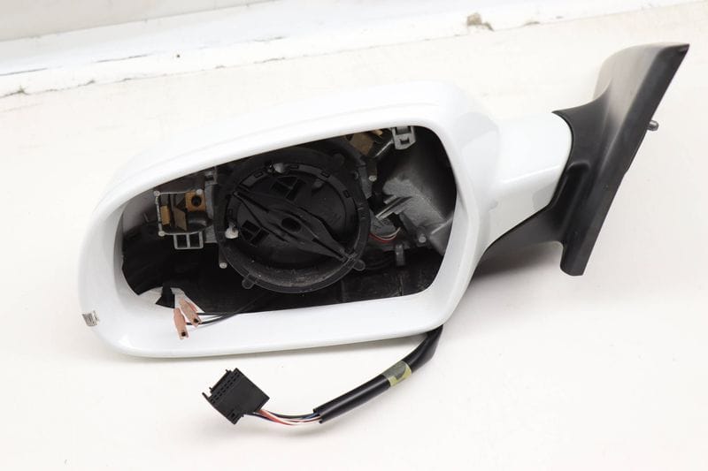 Side View Mirror 8F1857409AJ — Used (SKU 603772)