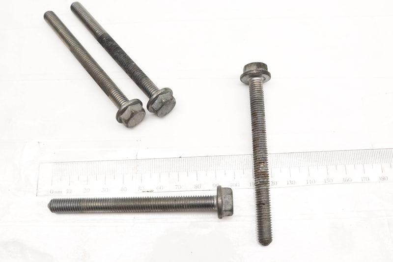 M8X90 Screw / Bolt Set (4) N10610001 — Used (SKU 503337)