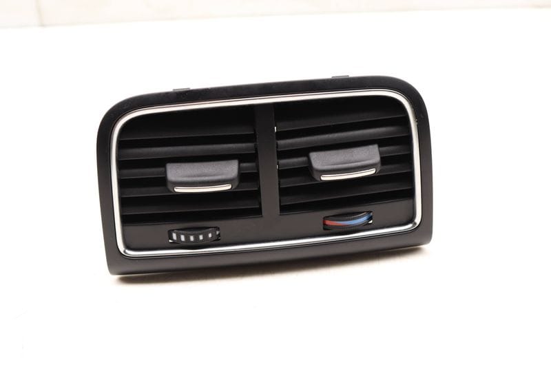 Center Air Vent 8K0819203E — Used (SKU 503127)