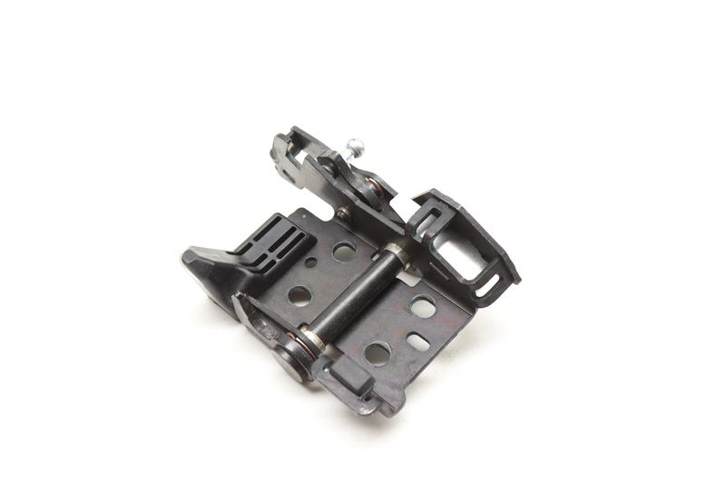 Convertible Top Latch Bracket 8F0871406 — Used (SKU 603603)