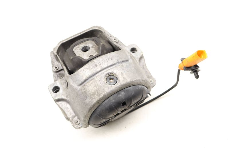 Engine / Motor Mount 8R0199381C — Used (SKU 539100)