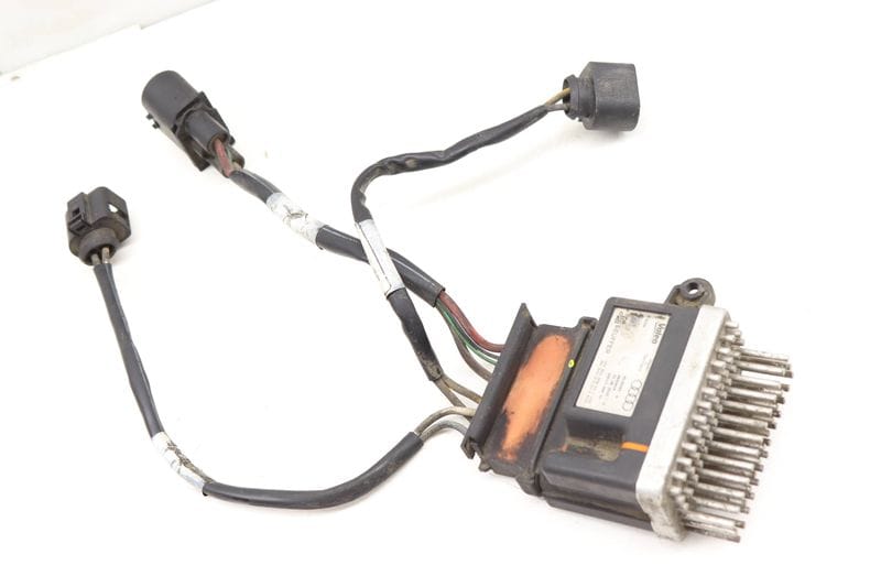 Radiator Cooling Fan Control Module 8K0959501C — Used (SKU 468177)