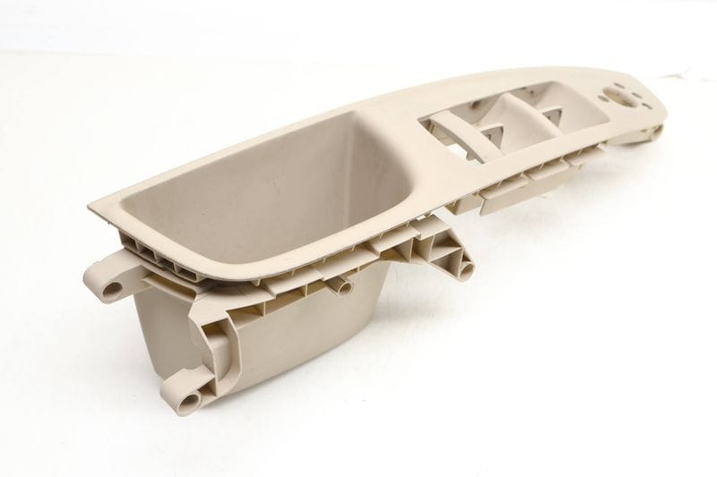 Door Panel Master Window Switch Trim / Bezel 4L1867171 — Used (SKU 673068)