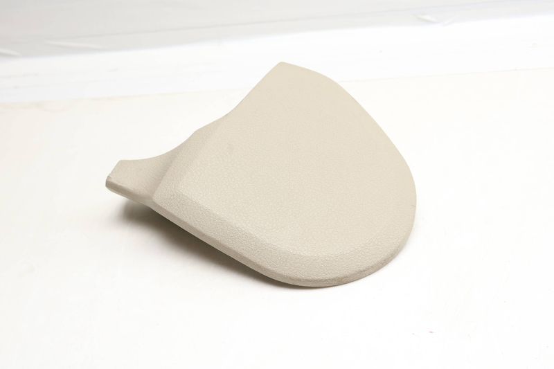 Seat Trim / Panel 4L0881327 — Used (SKU 673067)