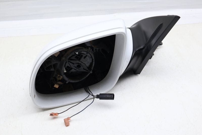 Side View Mirror w/ Memory 4L1857409BF — Used (SKU 673100)