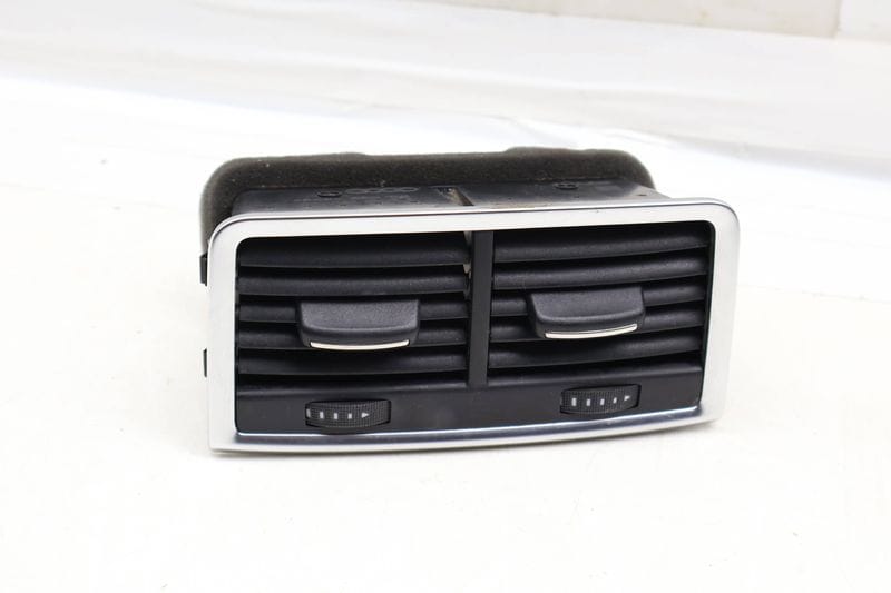 Center Air Vent 4L0819203K — Used (SKU 673129)