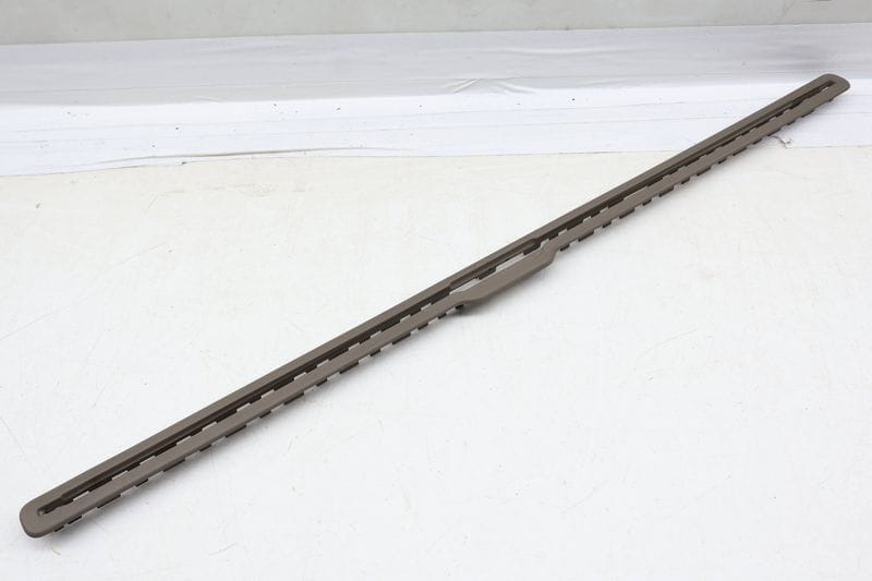 Door / Window Sun Shade Trim 4L0861333 — Used (SKU 673082)