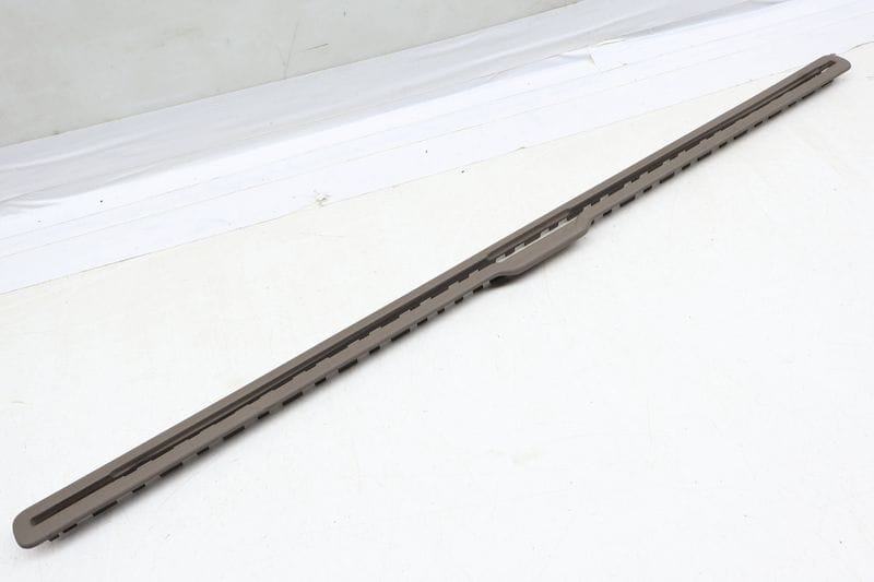 Door / Window Sun Shade Trim 4L0861334 — Used (SKU 673083)