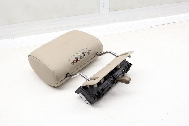 2ND Row Headrest / Head Rest 4L0883901J — Used (SKU 672862)