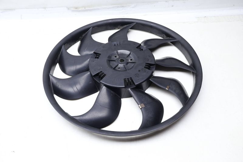 Electric Cooling Fan Blade 7L0959455E — Used (SKU 649527)