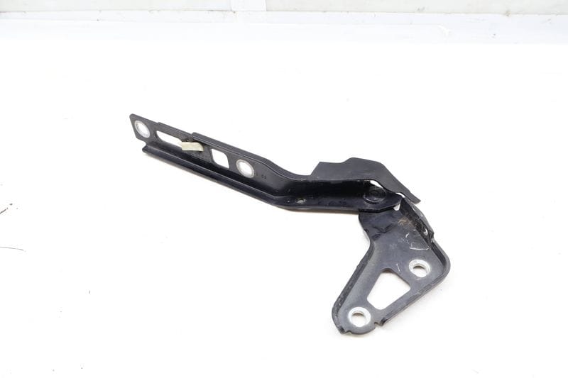 Hood Hinge 4L0823302 — Used (SKU 649534)