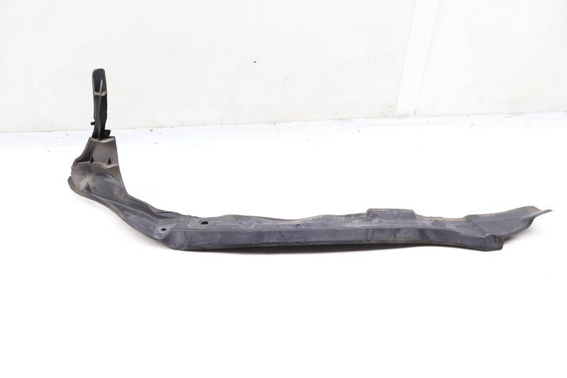 Inner Fender Shield Plate 4L0821112 — Used (SKU 649413)
