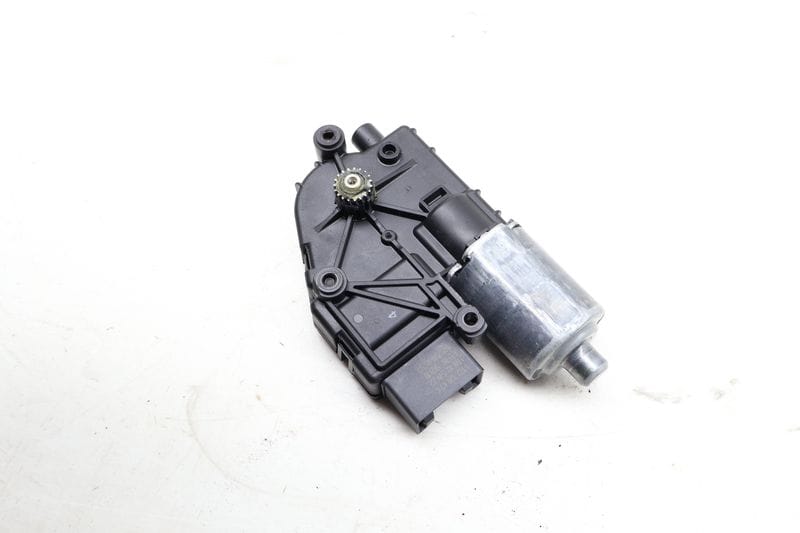 Sunroof / Sun Roof Motor 4L0959591A — Used (SKU 649666)