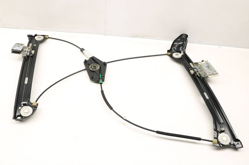 Convertible Window Regulator 8F0837462C — Used (SKU 413883)