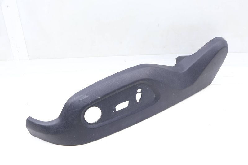 Outer Seat Switch Trim / Panel 8J0881325C — Used (SKU 677102)