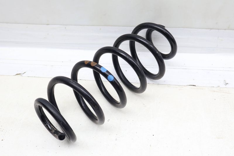 Coil Spring 8J0511115AM — Used (SKU 677467)