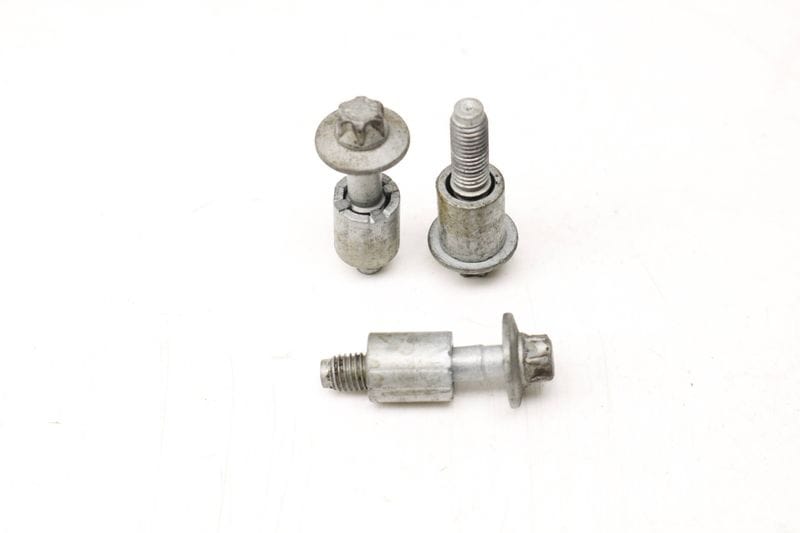 Engine Valve Cylinder Head Cover Screw / Bolt Set (3) 11127558448 — Used (SKU 363622)