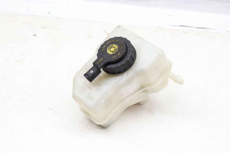 Brake Fluid Reservoir / Tank 34326764117 — Used (SKU 654668)