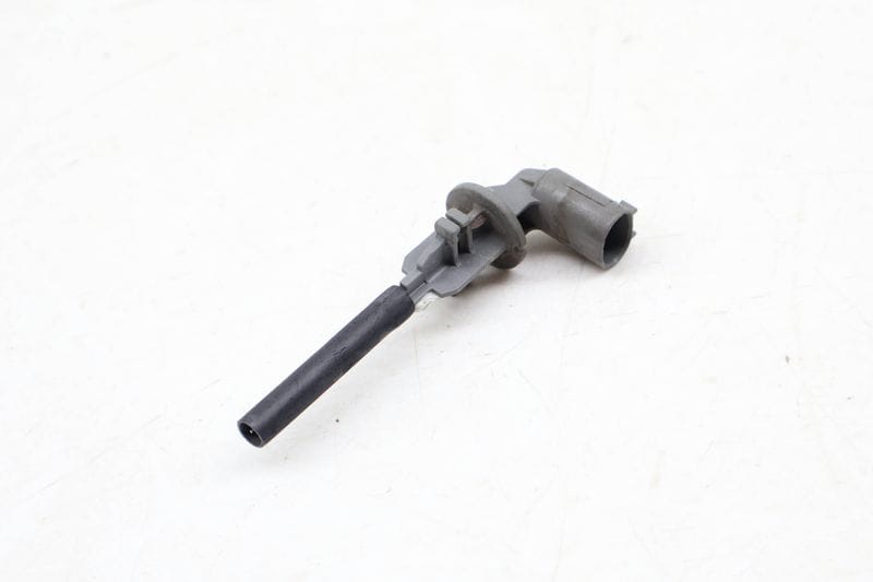 Fluid Level Sensor 17137524812 — Used (SKU 654670)