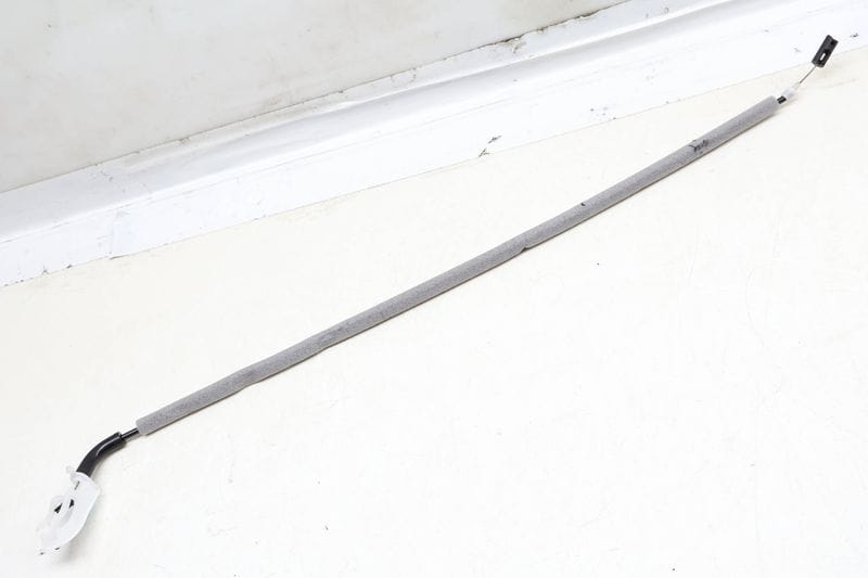 Interior Door Handle Release / Bowden Cable 51217059969 — Used (SKU 654488)