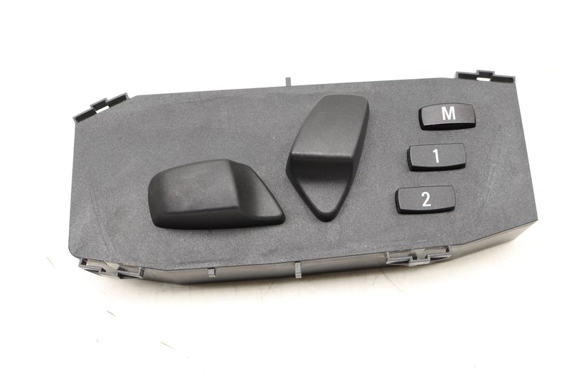 Seat Adjustment Switch 61316936979 — Used (SKU 529144)
