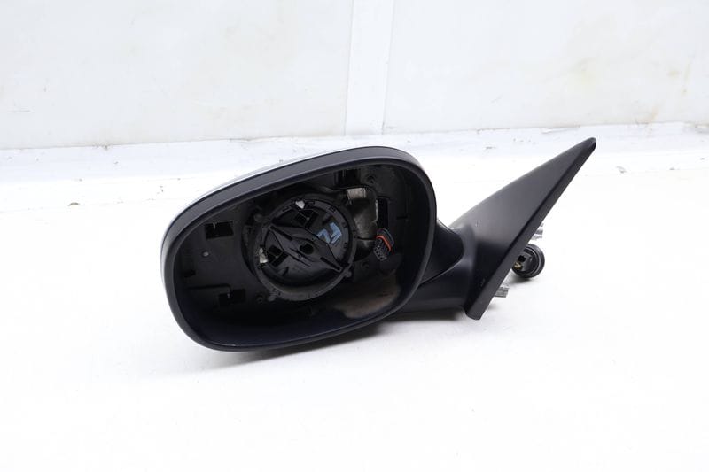 Side View Door Mirror 51167282571 — Used (SKU 654476)
