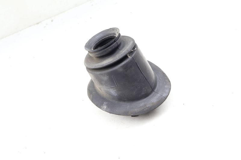 Lower Steering Shaft Sleeve 32306763071 — Used (SKU 654737)