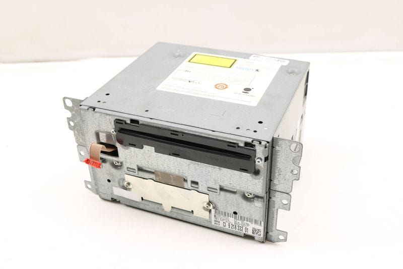 Radio / Stereo Infotainment Unit 65129218332 — Used (SKU 413228)