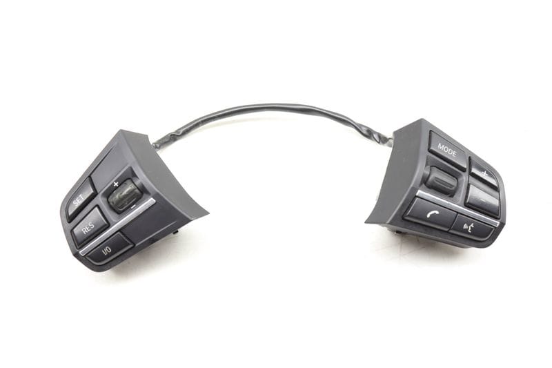 Steering Wheel Multifunction Switch Set 61319229479 — Used (SKU 458195)