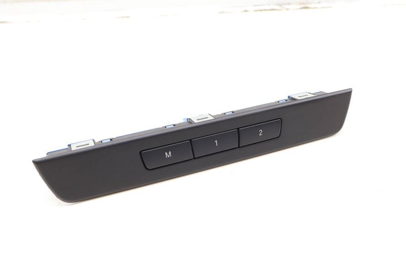 Seat Adjustment Memory Switch 61319215808 — Used (SKU 621112)