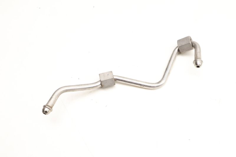 Fuel Line / Pipe 13537548709 — Used (SKU 621401)
