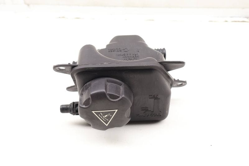 Intercooler Coolant Reservoir / Tank 17137575578 — Used (SKU 621272)