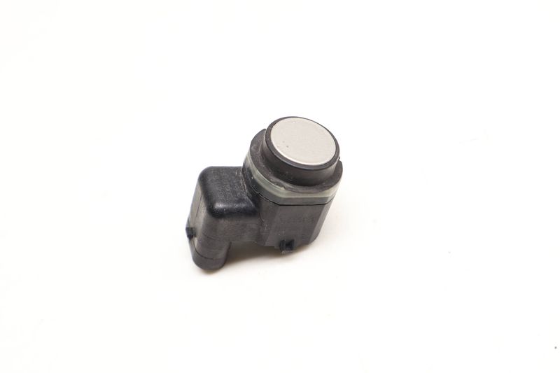 PDC / Park Distance / Assist Sensor 66209231283 — Used (SKU 621079)