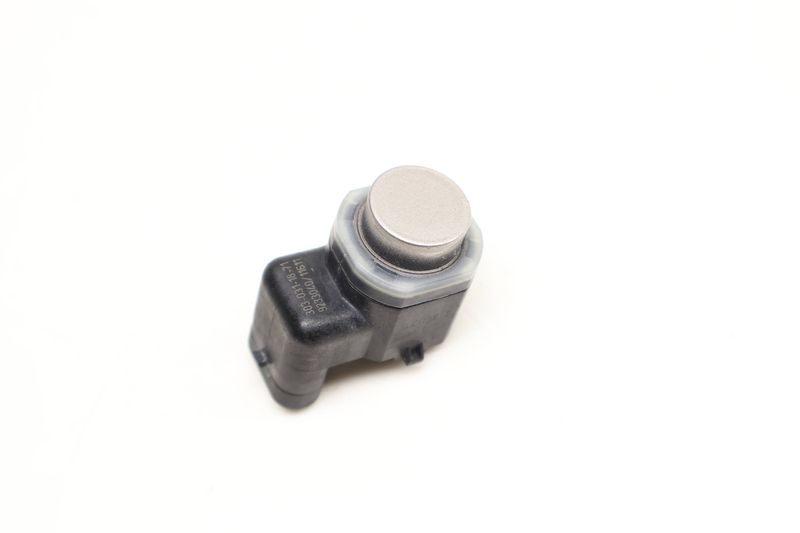 PDC / Park Distance / Assist Sensor 66209231283 — Used (SKU 621083)