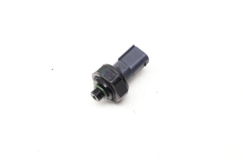 AC Pressure Switch / Sensor 64539141958 — Used (SKU 635068)