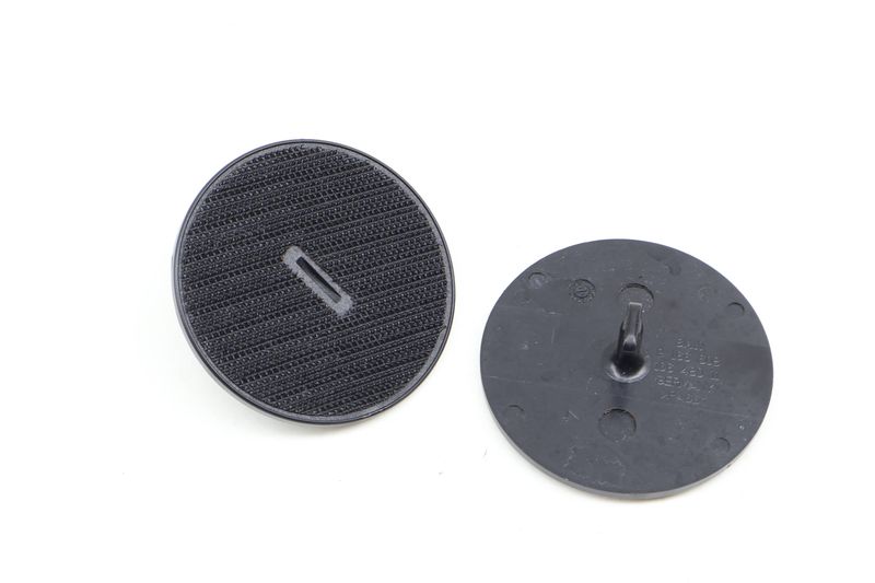 Carpet Floor Mat Fastener / Mount Set (2) 07149166608 — Used (SKU 634951)