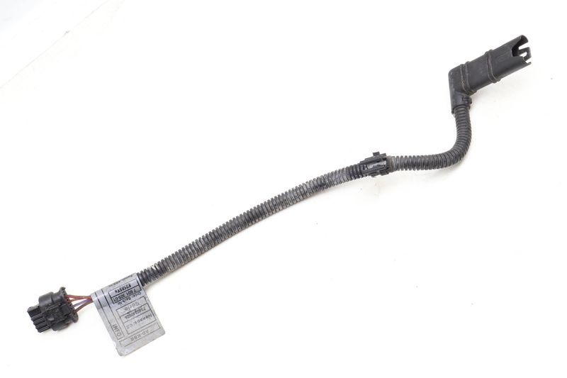 Coolant Water Pump / Intercooler Wiring Harness Adapter 12517601305 — Used (SKU 635161)