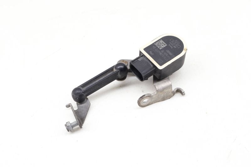 Headlight Leveling Sensor 37146781361 — Used (SKU 635042)