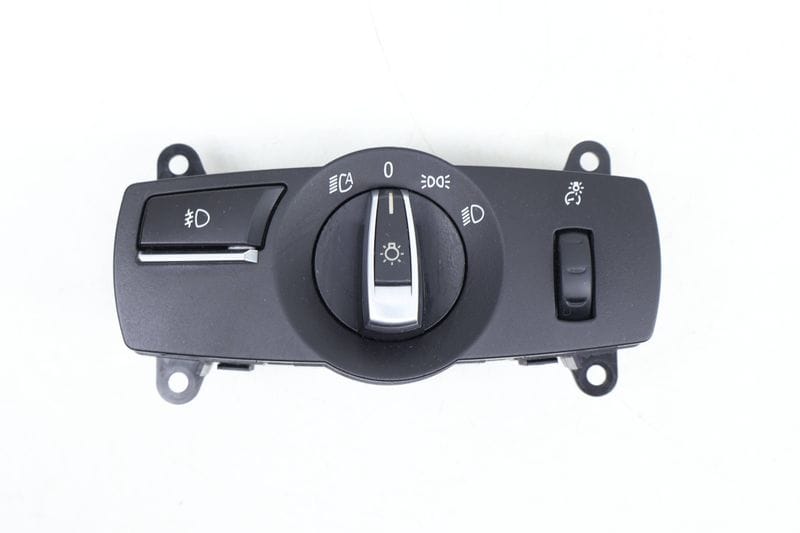 Headlight / Fog Light Switch 61319192745 — Used (SKU 634854)
