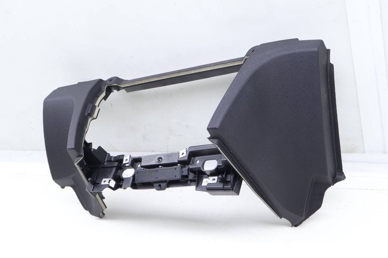 Lower Center Dash Trim 51459143936 — Used (SKU 634918)