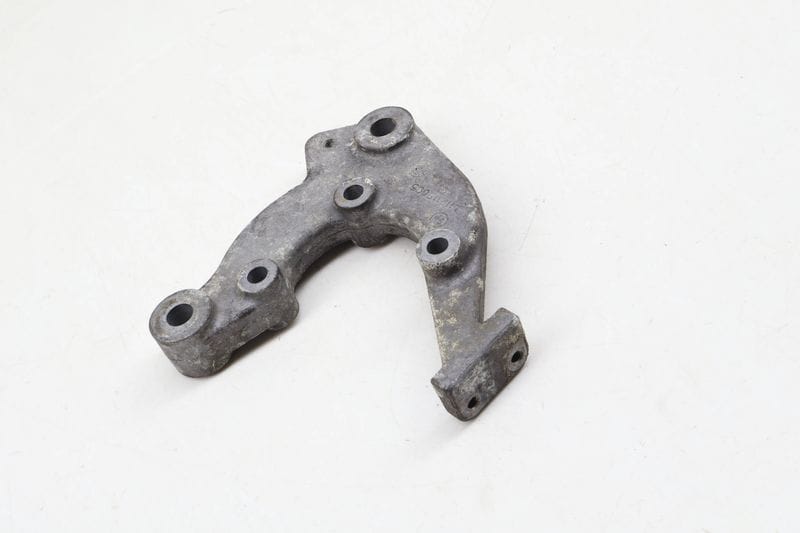 Power Steering Pump Mount Bracket 32416796493 — Used (SKU 635102)